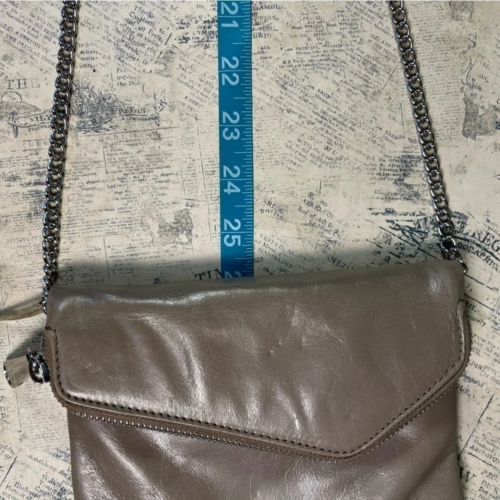 HOBO Daria NWT Tan Leather Convertible Crossbody Clutch Foldover Bag